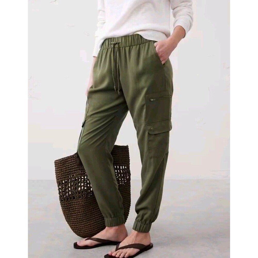 Banana Republic TENCEL™ Cargo Jogger Olive Green Medium M